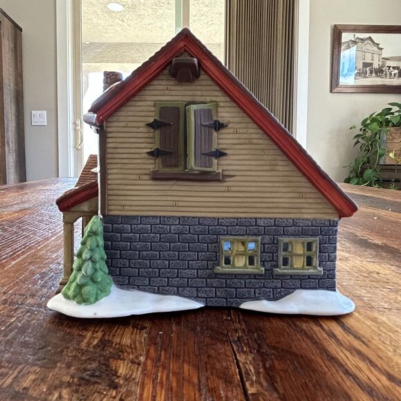 Heritage Village Collection Bluebird Seed & Bulb Handpainted Porcelain House Dep - Picture 7 of 16